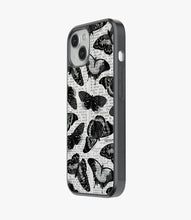 Load image into Gallery viewer, Free Spirit Butterfly Glass Case