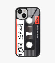 Load image into Gallery viewer, Old Skool Cassette Glass Case