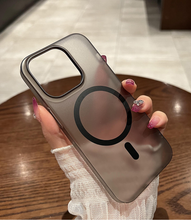 Load image into Gallery viewer, Anti Yellow Superslim MagSafe Case