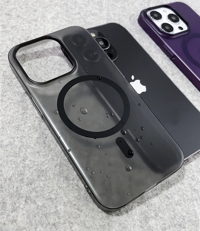 Anti Yellow Superslim MagSafe Case