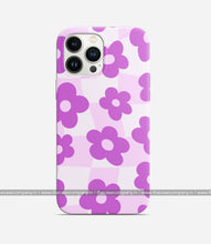 Load image into Gallery viewer, Groovy Purple Daisy Flower Checkered Case
